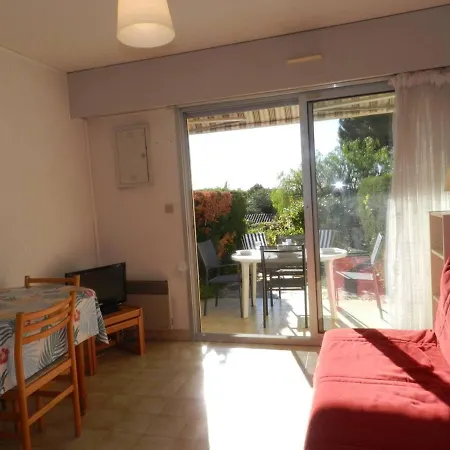 Le Lavandou, 2 Pieces, 4 Personnes - Fr-1-713-1 Le Lavandou