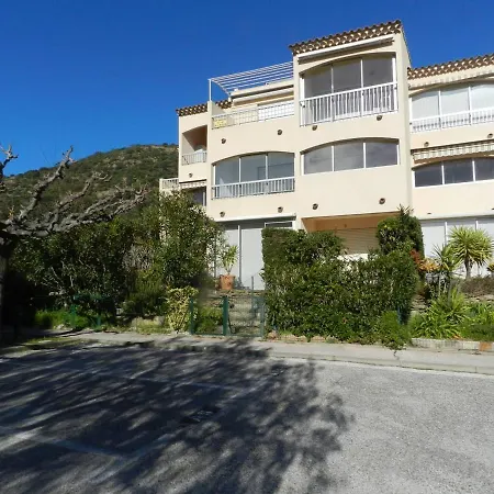 Le Lavandou, 2 Pieces, 4 Personnes - Fr-1-713-1